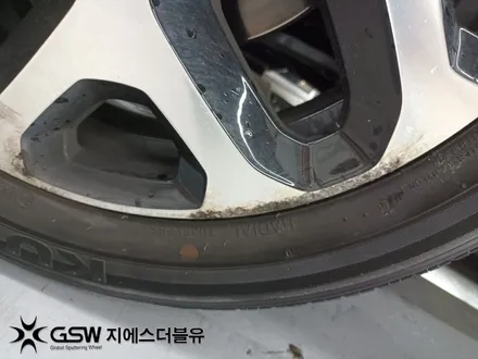 QM3 17인치휠 컷팅 스크래치 성남 휠복원 / 광주 서구 매월동