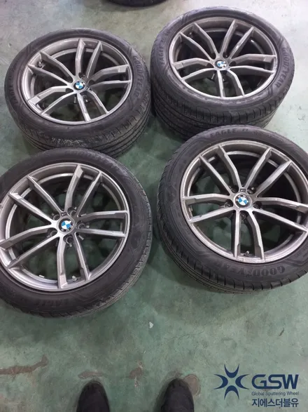 BMW5시리즈 G30 18인치 블랙크롬 휠도색 작업 / 대전 유성구 복용동