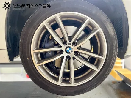 BMW 530I 18인치휠 다이아몬드 컷팅 수원 휠복원 새 휠로 만들기 / 대전 유성구 복용동