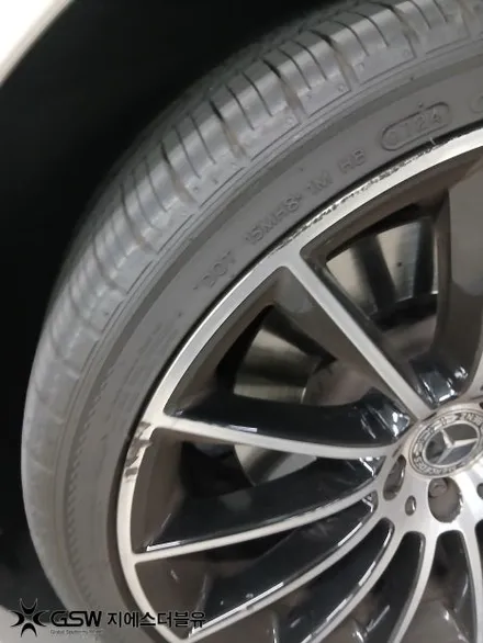 부산 벤츠 CLS450 휠수리 20인치 림 전체 스크래치 복원 / 대전 유성구 복용동