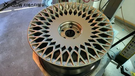 대전 휠수리 잘하는 업체! 제네시스 G90 19인치 순정 휠 도장면 떨어짐으로 인한 복원장착 작업 후기입니다. / 대전 유성구 복용동