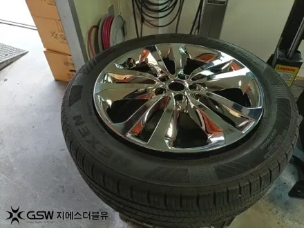 기아 카니발 19인치휠 화이트 크롬 부산 휠도색 / 대전 유성구 복용동