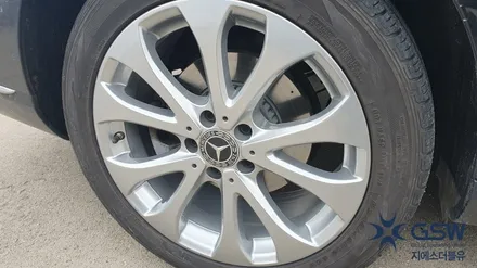 벤츠 E 300 18인치 실버 색상 휠복원 후기입니다 / 대전 유성구 복용동