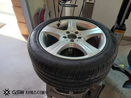 대전 휠복원 벤츠 E250 17인치 실버 스크래치 작업 후기 / 대전 유성구 복용동