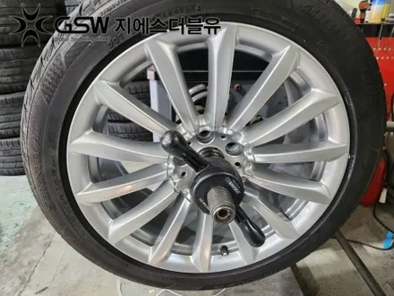BMW 7시리즈 성수동 휠복원 실버 스크래치 휠수리 / 대전 유성구 복용동