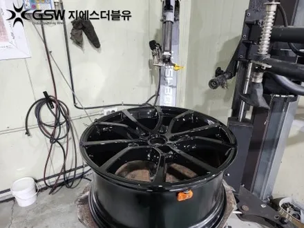 강남 휠도색 포르쉐 카이엔 21인치휠 꼼꼼한 도색 작업 방법은? / 대전 유성구 복용동