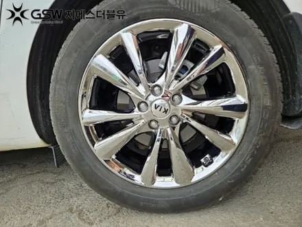대전 기아 카니발 19인치휠 화이트 크롬 휠도색 작업기 / 대전 유성구 복용동