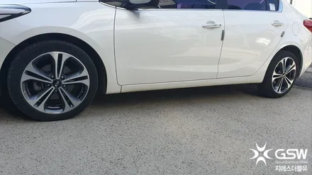 기아 K3 17인치 휠수리 상처가 심할수록 전문업체에 맡기세요 용인휠수리 / 대전 유성구 복용동