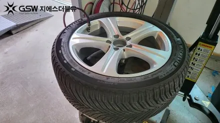 벤츠 E클래스 18인치 자동차휠 복원 작업 후기 / 대전 유성구 복용동