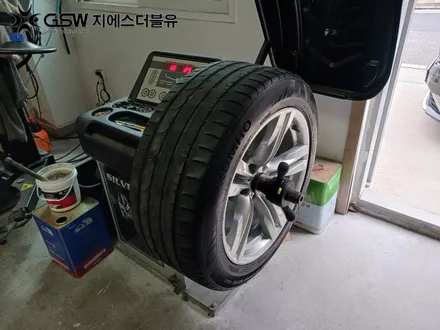 BMW X5 19인치휠 실버 스크래치 강남 휠복원 / 대전 유성구 복용동