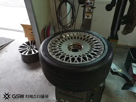 제네시스 G90 19인치휠 반광 스퍼터링 대전 휠복원 / 대전 유성구 복용동
