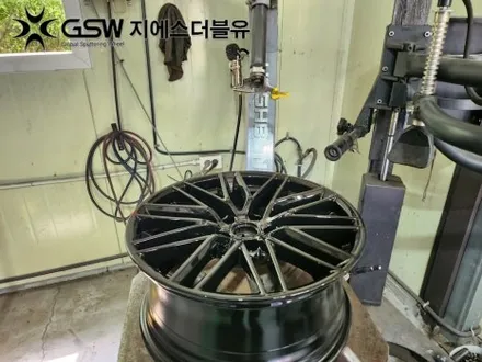 남양주 휠도색 제네시스 G70 18인치휠 블랙유광 크롬 휠도색 작업 후기 / 대전 유성구 복용동