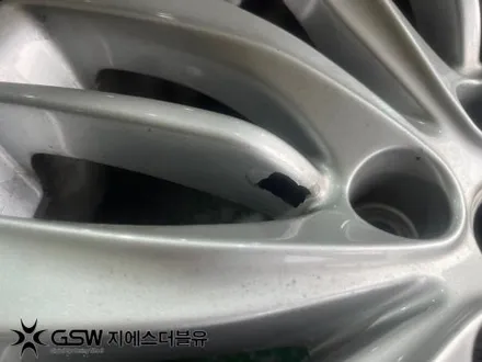 대전 휠수리 제네시스 GV80 페이스리프트 22인치휠 다이아컷팅 수리 작업 후기 / 대전 유성구 복용동