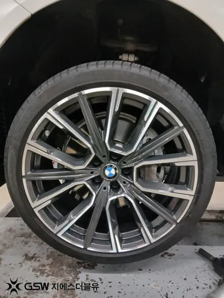 부산 BMW 740D 휠복원 20인치 다이아컷팅 림 스크래치 복원 / 대전 유성구 복용동
