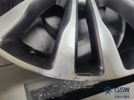 링컨 컨티넨탈 블랙라벨 20인치 휠 주차 상처로 인한 휠복원 후기입니다 / 대전 유성구 복용동