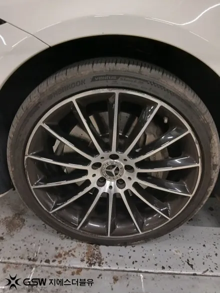 부산 벤츠 CLS450 휠수리 20인치 림 전체 스크래치 복원 / 대전 유성구 복용동