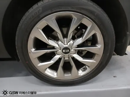 용인 쏘렌토 MQ4 휠복원 멀리선 멀쩡한데 가까이 가면 딱 보이는 그 상처 / 대전 유성구 복용동