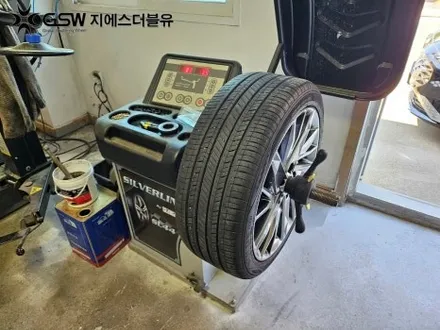 청주 휠복원 그랜저 IG 19인치휠 반광 스크래치 작업 잘하는 업체! GSW! / 대전 유성구 복용동
