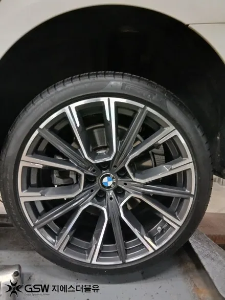 부산 BMW 740D 휠복원 20인치 다이아컷팅 림 스크래치 복원 / 대전 유성구 복용동