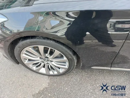 광주광역시 제네시스 G330 순정 19인치 휠 상처로 인한 휠복원 작업 / 대전 유성구 복용동