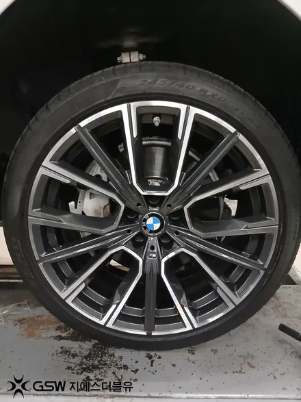 부산 BMW 740D 휠복원 20인치 다이아컷팅 림 스크래치 복원 / 대전 유성구 복용동