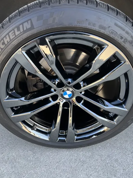 광주지에스더블유휠복원전문점[bmw x6광주에서휠복원][광주bmw x6휠복원휠도색][bmw x6휠도색휠복원][광주에서휠도색제일잘하는곳] / 대전 유성구 복용동