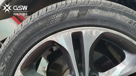 기아 K3 17인치 휠수리 상처가 심할수록 전문업체에 맡기세요 용인휠수리 / 대전 유성구 복용동