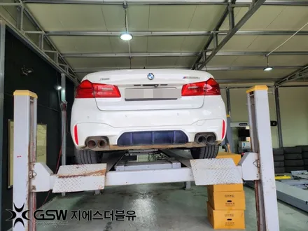BMW 5시리즈 20인치휠 분당 휠복원 다이아컷팅 복원 잘하는 업체 소개해 드립니다! / 대전 유성구 복용동
