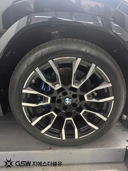 판교 BMW 휠도색 잘하는 곳! X6 21인치 블랙유광 도색 작업 / 대전 유성구 복용동