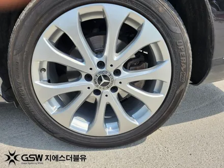 벤츠 휠복원 E300 18인치휠 대전 휠복원 / 대전 유성구 복용동