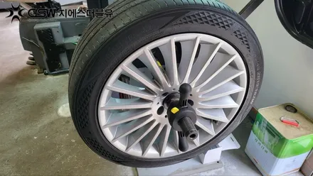 벤츠 휠복원 S클래스 19인치휠 실버 스크래치 대전 휠복원 / 대전 유성구 복용동