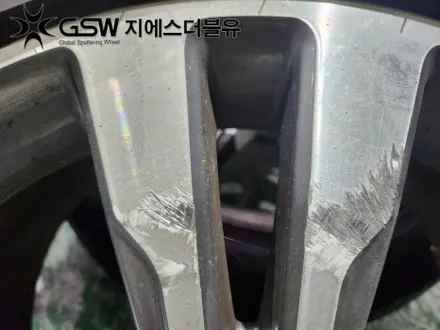 [분당휠복원] 벤츠 E클래스 17인치 휠 상처로 인한 다이아컷팅 휠복원 작업 후기입니다. / 대전 유성구 복용동