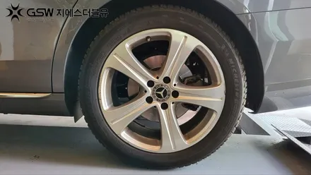 세종 벤츠 E200 18인치휠 실버 스크래치 휠수리 작업 후기 / 대전 유성구 복용동