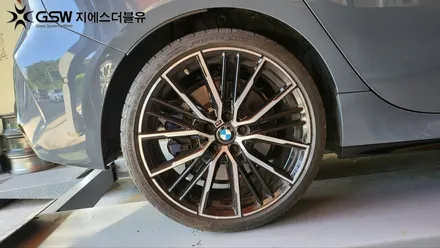 자동차휠복원비용 BMW M135I 19인치 컷팅휠 작업 / 대전 유성구 복용동