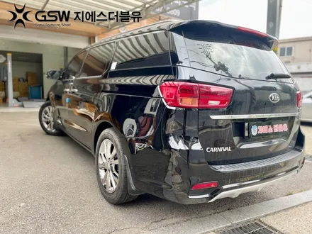 판교 휠도색 잘하는 업체 추천드립니다! 카니발 19인치 화이트 크롬 휠도색 작업 / 대전 유성구 복용동