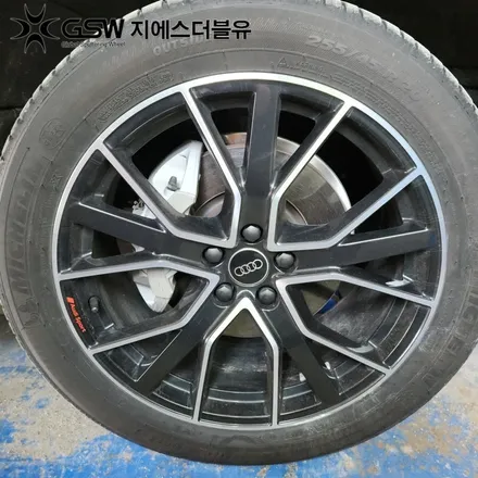 아우디 Q5 20인치휠 다이아컷팅 청주 휠복원 / 대전 유성구 복용동