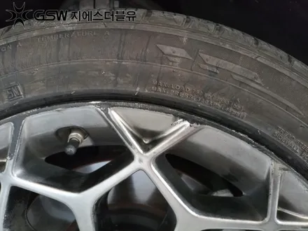 대전 휠복원 제네시스 G80 19인치휠 반광 스크래치 휠복원 작업 후기 / 대전 유성구 복용동