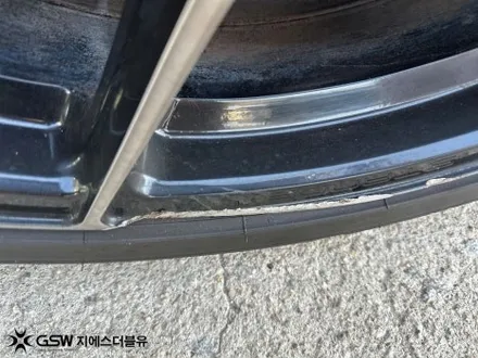 전주 BMW i8 휠도색 20인치 컷팅휠에서 블랙 반무광으로 분위기 대반전! / 대전 유성구 복용동