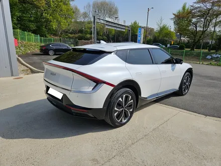 카리스마 뿜뿜 EV6 신차패키지, 카스페이스 과천점에서 확인! / 과천시 과천동