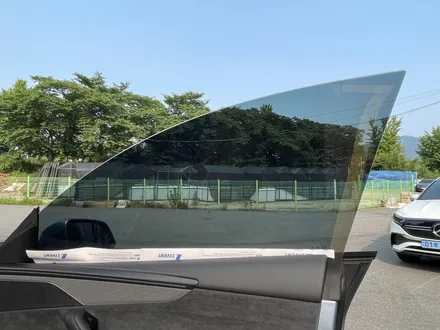 테슬라 모델Y 주니퍼 브이쿨 필름 및 브이쿨 프로모션으로 시공기 / 과천시 과천동