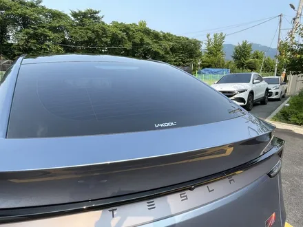테슬라 모델Y 주니퍼 브이쿨 필름 및 브이쿨 프로모션으로 시공기 / 과천시 과천동