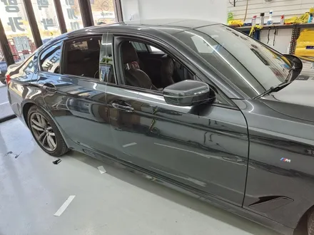 구리 남양주 랩핑 BMW 5시리즈 G바디 크롬죽이기 시공 / 경기 포천