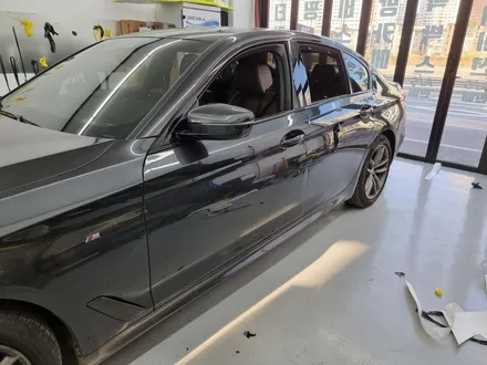 구리 남양주 랩핑 BMW 5시리즈 G바디 크롬죽이기 시공 / 경기 포천