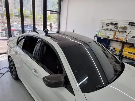 구리 남양주 랩핑 3M BMW 5시리즈 530i 리얼카본 루프스킨 + 몰딩 크롬죽이기 / 카본으로 뒤덮어 버리기 ! / 경기 포천