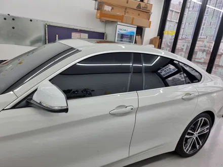 구리 남양주 BMW 4시리즈 크롬딜리트 시공작업 / 블랙하이그로시의 아쉬움을 3M 2080 유광블랙으로 대체하기 ! / 경기 포천