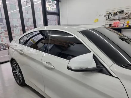 구리 남양주 BMW 4시리즈 크롬딜리트 시공작업 / 블랙하이그로시의 아쉬움을 3M 2080 유광블랙으로 대체하기 ! / 경기 포천