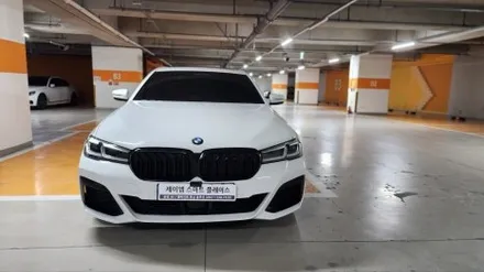 bmw 5시리즈 g30 순정어라운드뷰 파킹어시스턴트 입니다