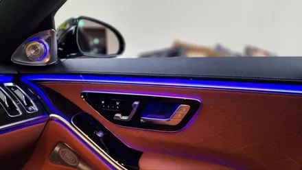 W223벤츠전용 엑티브엠비언트s500 4D부메스터 엠비언트 시공 입니다 !!!