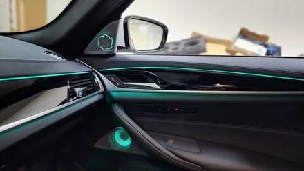 BMW G30 5시리즈 순정서라운드뷰파킹어시스턴트360 3D카오디오 마에스트로스피커회오리 엠비언트  시공