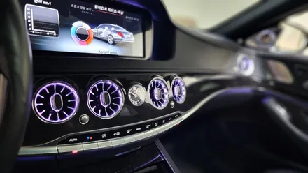 W222 S350 S클래스 S350 송풍구4D부메스터 엠비언트안드로이드오토카플레이 올인원  시공 입니다